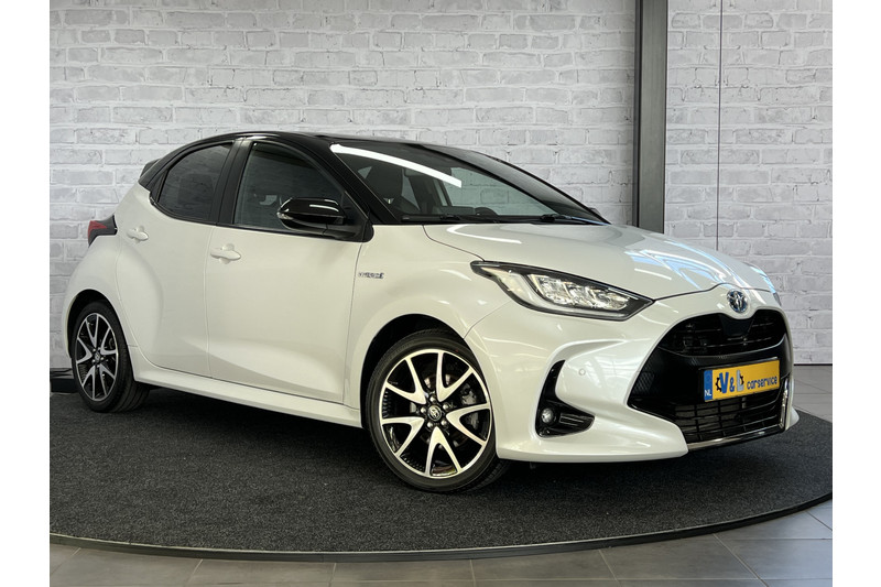 Toyota Yaris 1.5 Hybrid Executive 53291056-0.jpg | V&L Car Service
