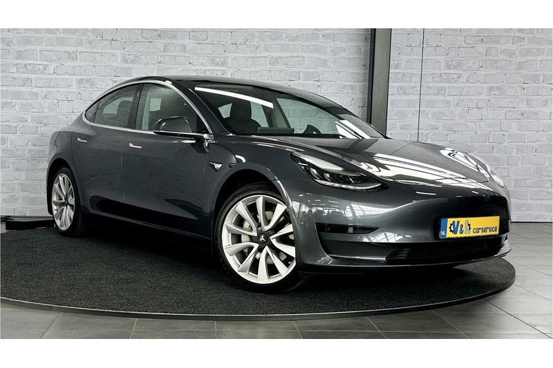 Tesla Model 3 Standard RWD Plus 60 kWh 52114848-0.jpg | V&L Car Service