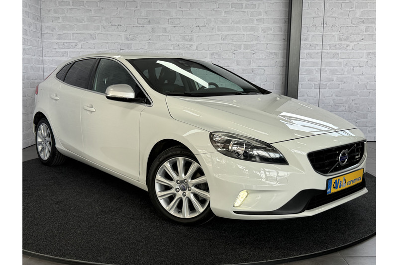 Volvo V40 1.6 T3 R-Design 54834126-0.jpg | V&L Car Service